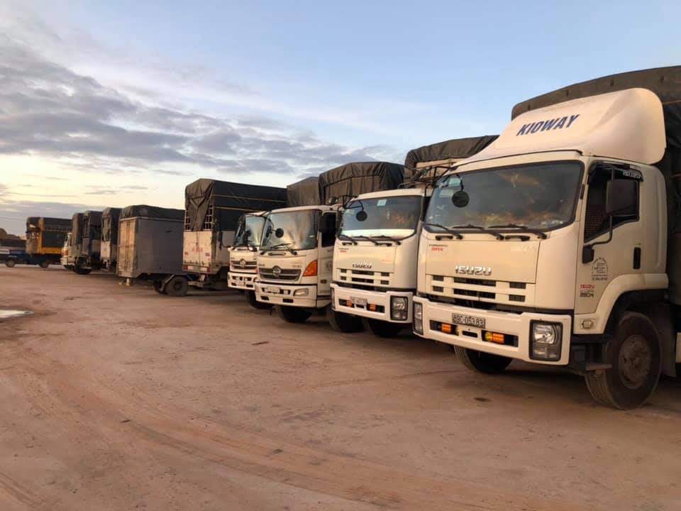 Cho Thuê Xe Tải Chở Hàng Bắc Nam - Xe container và xe đầu kéo