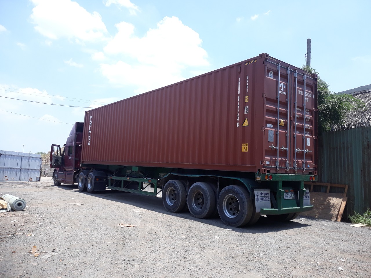 Top 10 Lý Do Chọn Vận Tải Hàng Bắc Nam Xe container là phương tiện chính tại Chành xe bắc nam đi Bắc Ninh chỉ 2-3ngày - Vận Tải Việt Hương