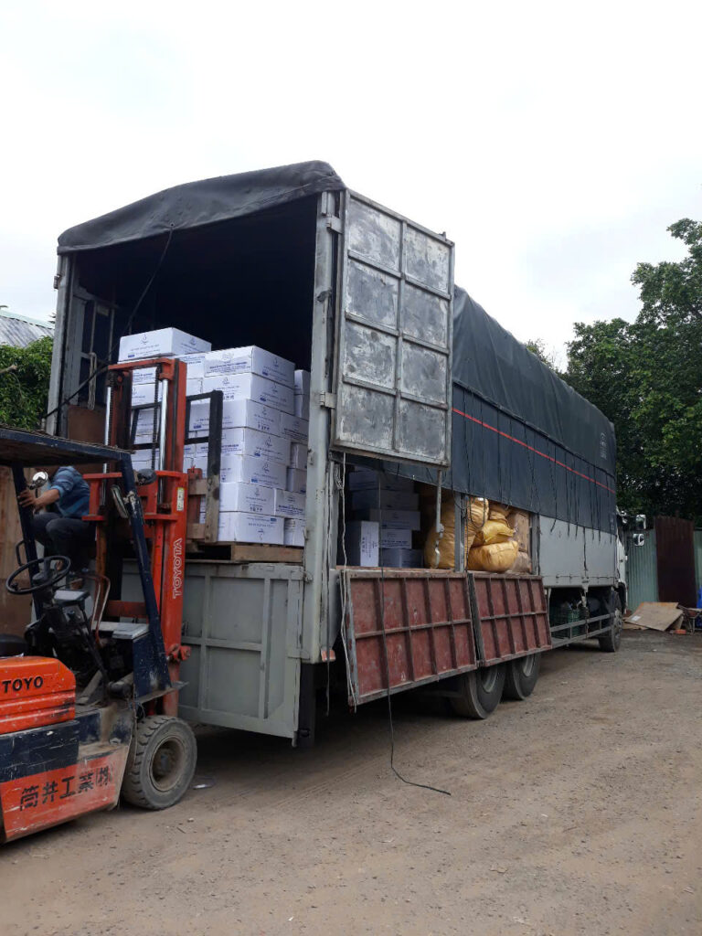 Top 10 Lý Do Chọn Vận Tải Hàng Bắc Nam Xe tải mui bạt từ 8-15 tấn - Vận tải Việt Hương